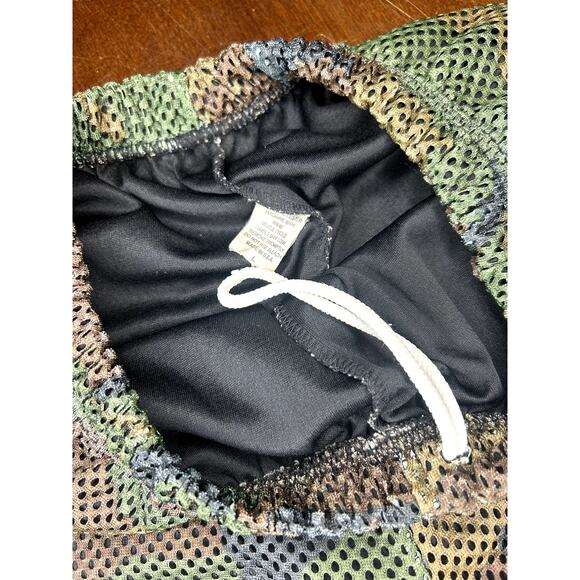 VTG 90s Tommy Hilfiger Camo Mesh Shirt and Shorts Set Size L - Picture 15 of 16